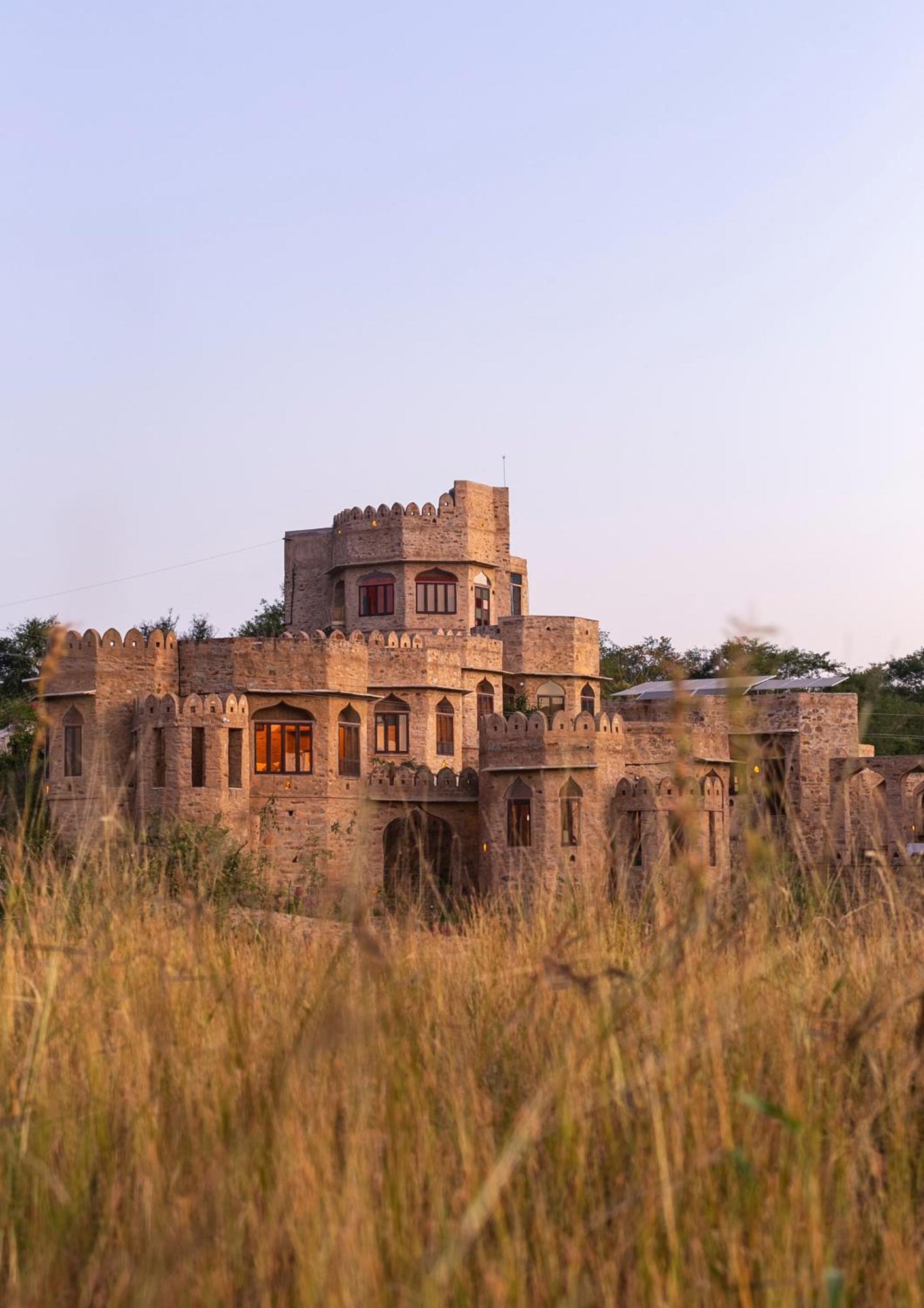Manmatha A Luxury Retreat Bed & Breakfast Удайпур Екстериор снимка